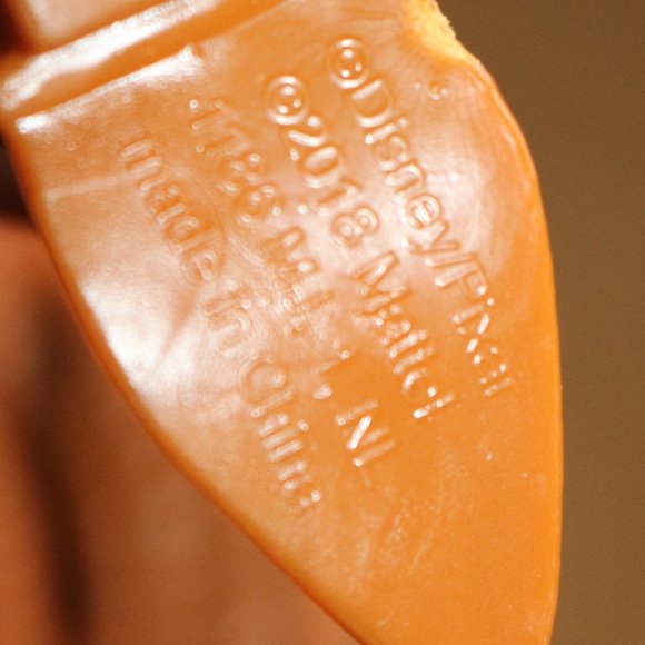 Disney Pixar Mattel Toy Story 4 Fully Posable Woody Figure Toy w/ Lasso + Hat 9” - Picture 10 of 11